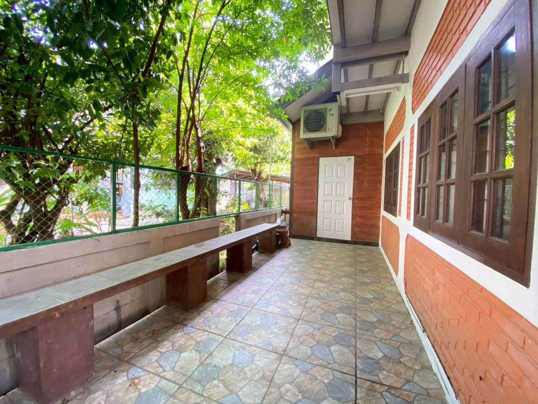 Shaded side veranda